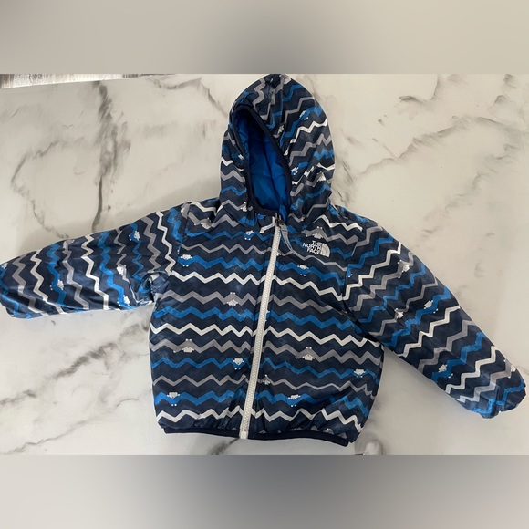18 month reversible Northface - Picture 2 of 2